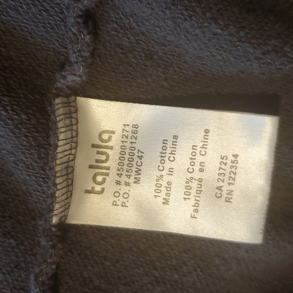 Aritzia Talula XS sweater jacket - Picture 6 of 7